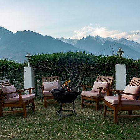 The Wooden Chalet, Manali ภายนอก รูปภาพ
