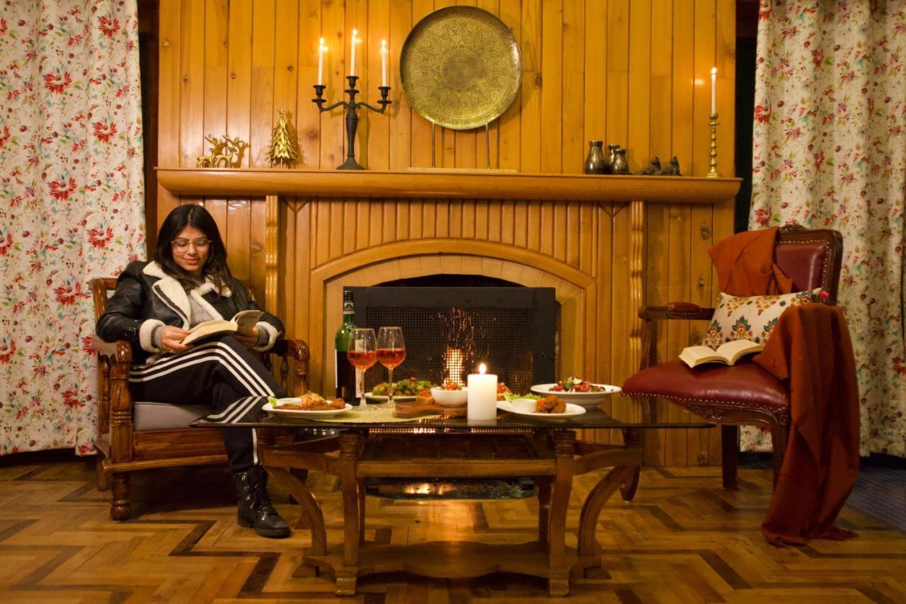 The Wooden Chalet, Manali ภายนอก รูปภาพ