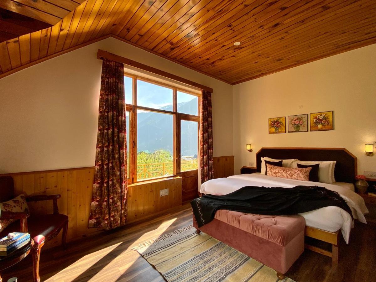The Wooden Chalet, Manali ภายนอก รูปภาพ