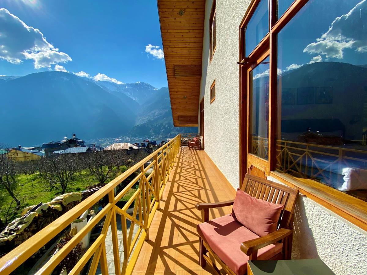 The Wooden Chalet, Manali ภายนอก รูปภาพ