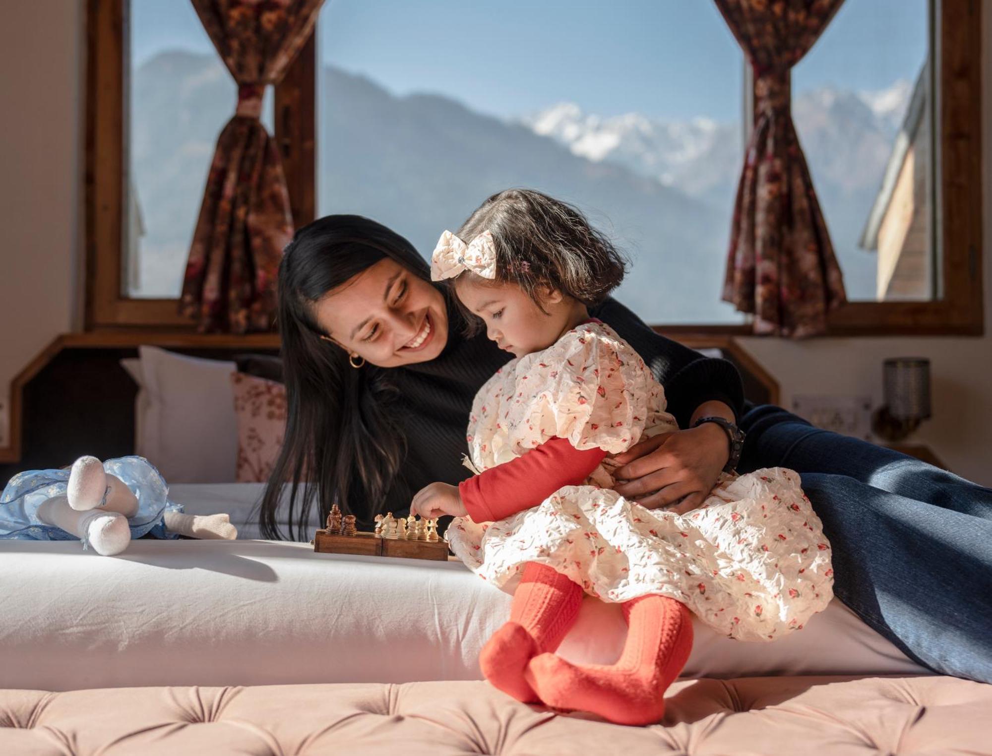 The Wooden Chalet, Manali ภายนอก รูปภาพ