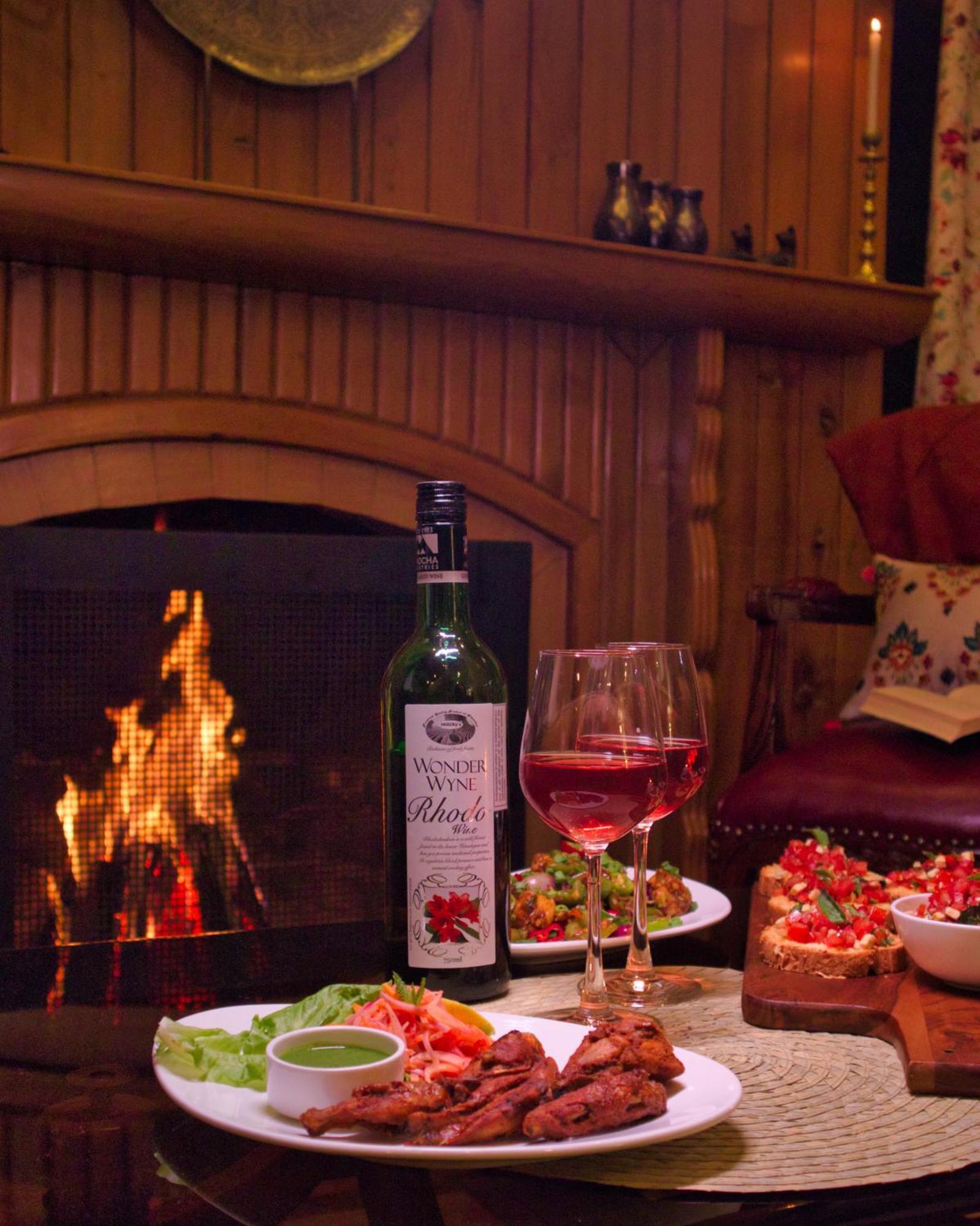 The Wooden Chalet, Manali ภายนอก รูปภาพ